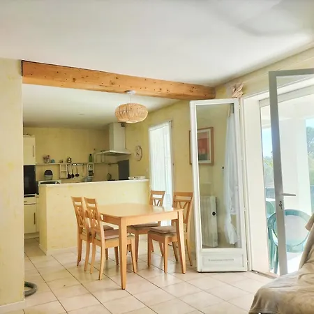 Rez De Au Calme Proche De La Apartment